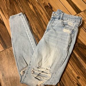 American Eagle Outfitters Light Wash Distressed Jeggings